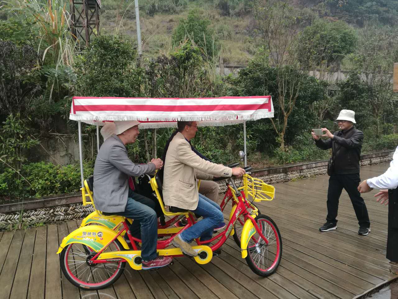 午夜精品射精入后重之免费观看