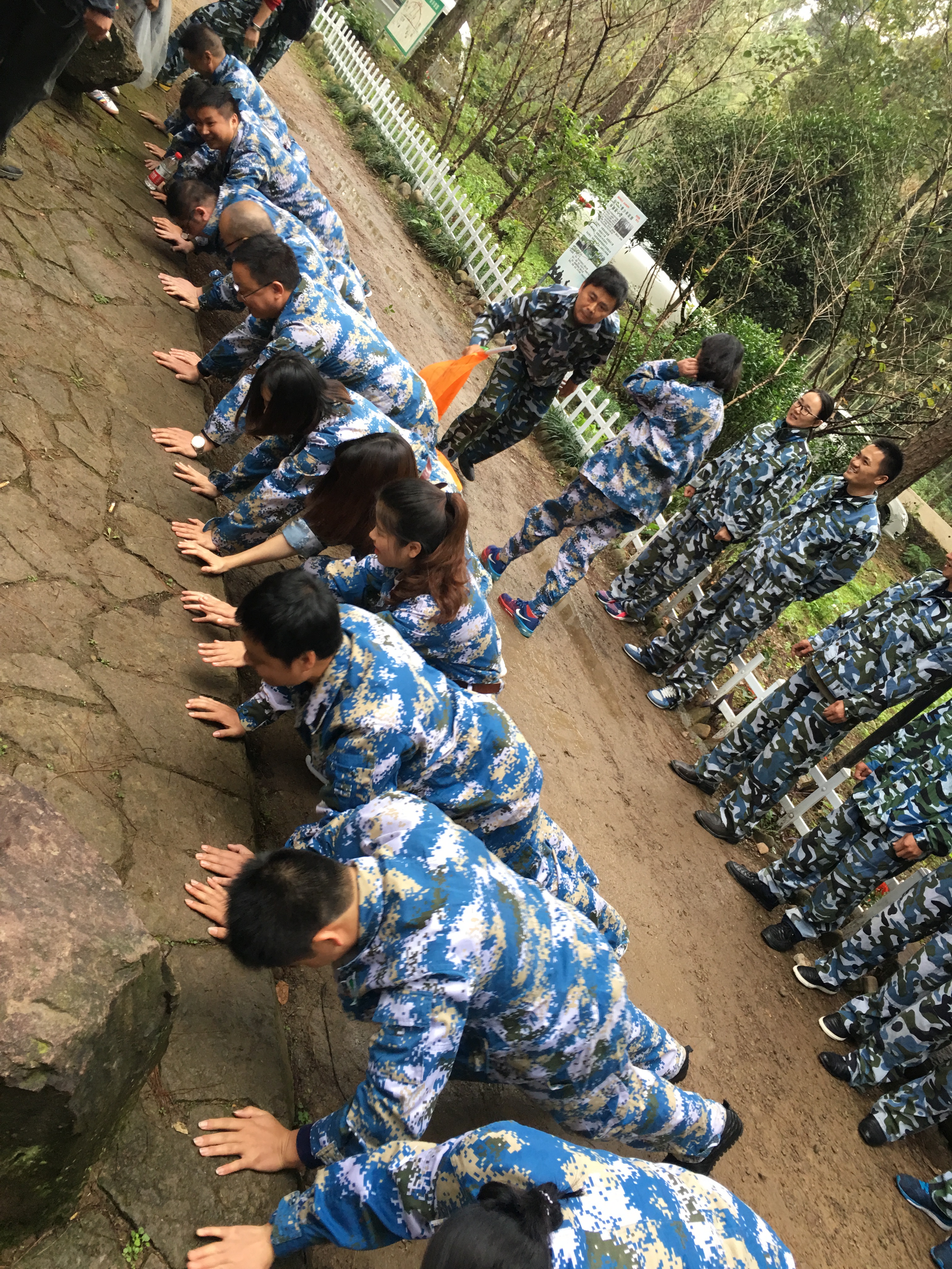 午夜精品射精入后重之免费观看