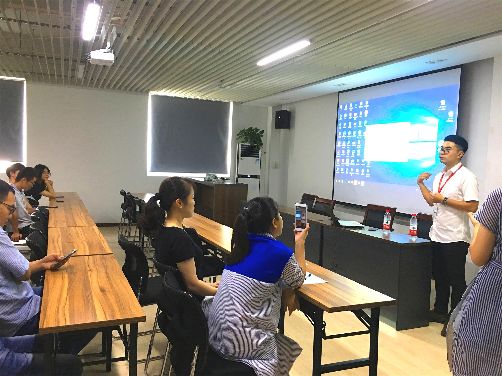 午夜精品射精入后重之免费观看