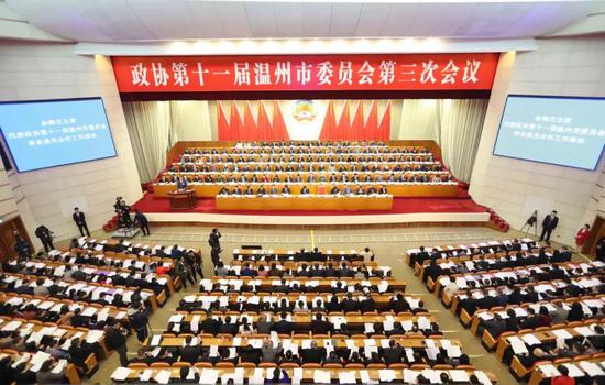 午夜精品射精入后重之免费观看