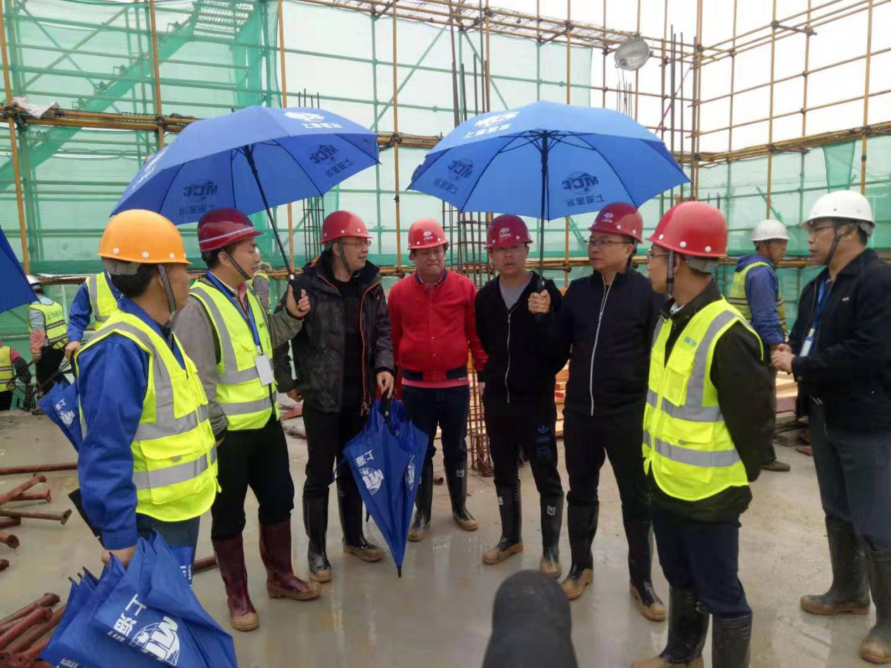 午夜精品射精入后重之免费观看