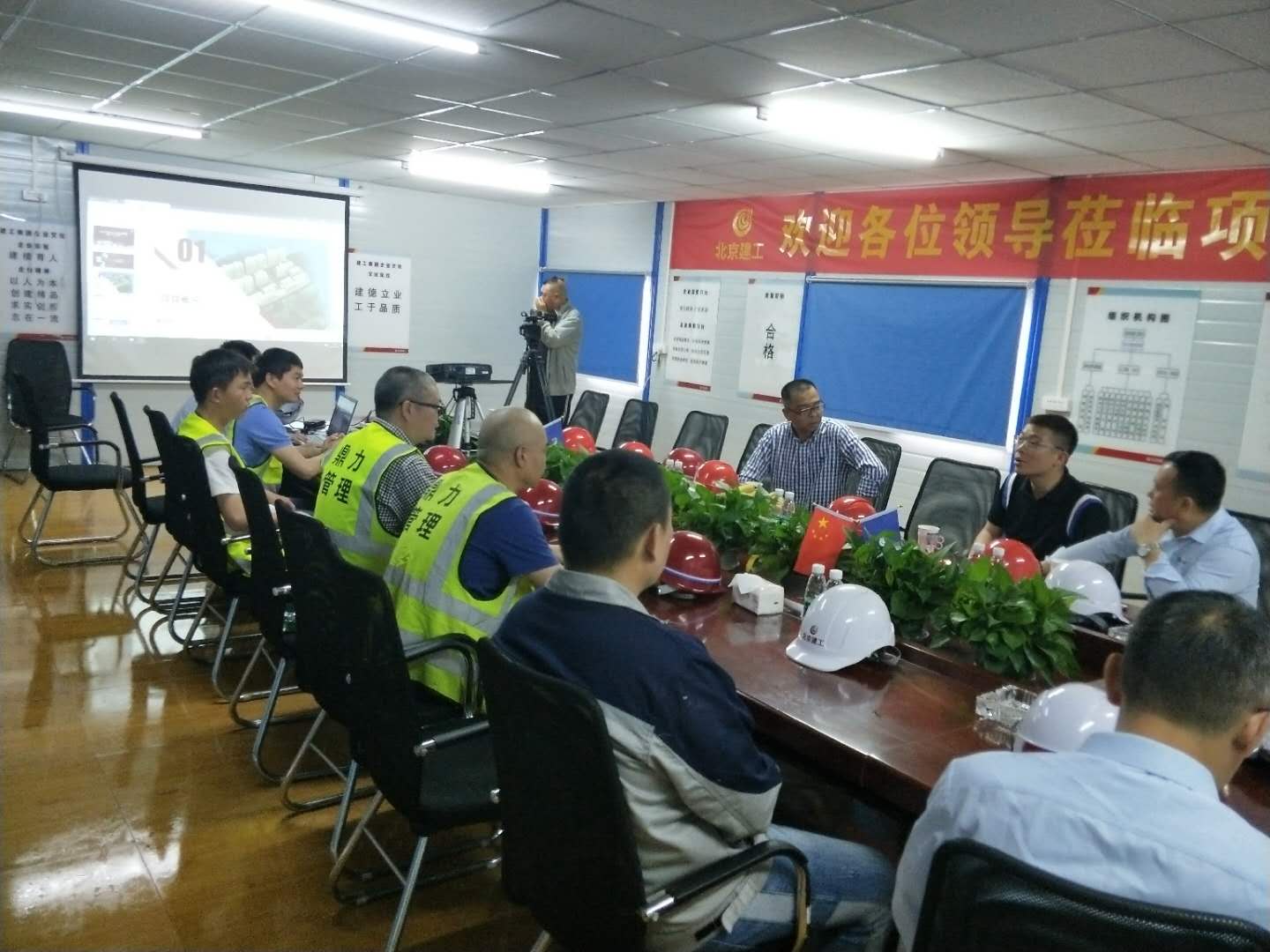 午夜精品射精入后重之免费观看