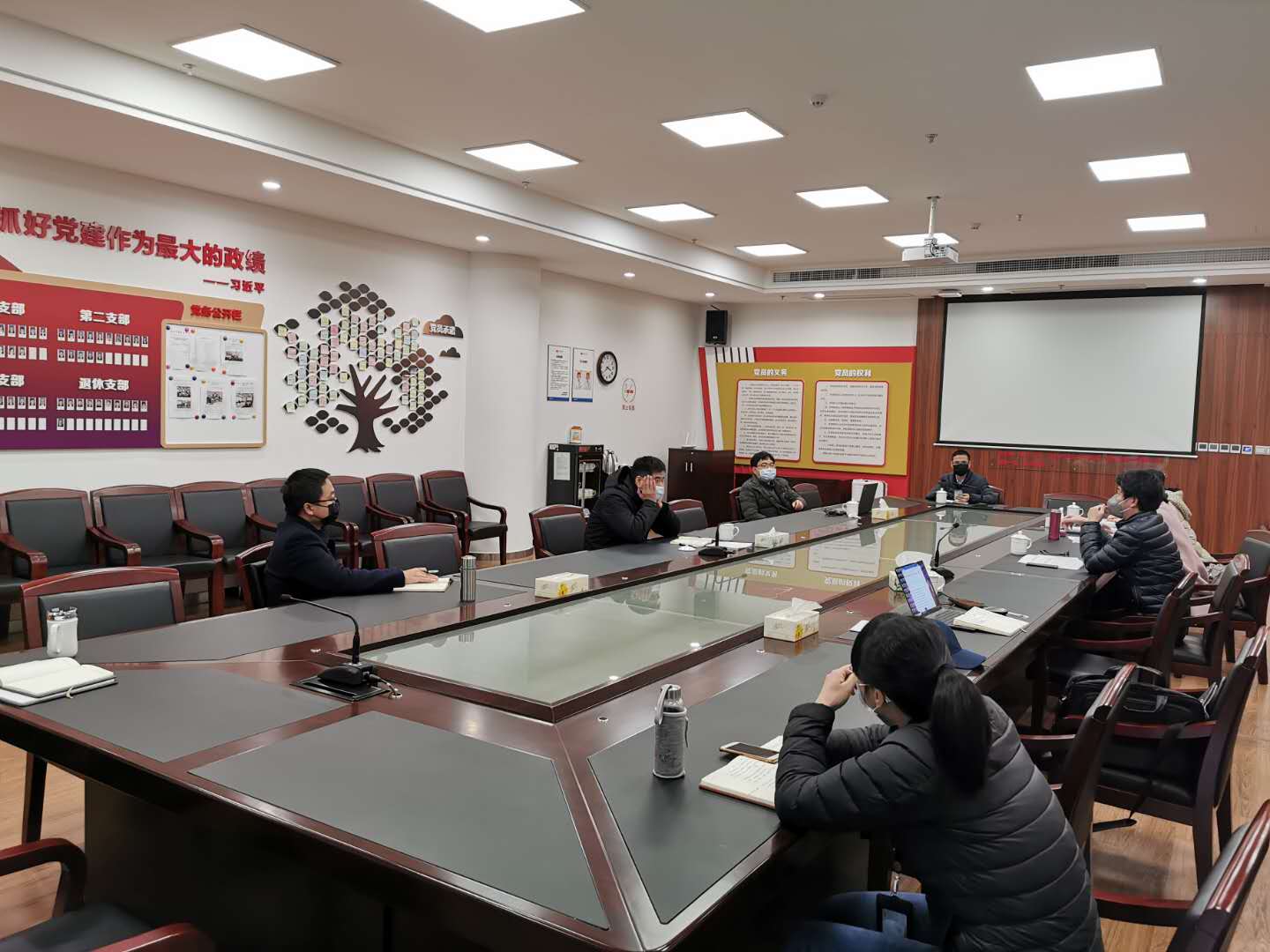 午夜精品射精入后重之免费观看