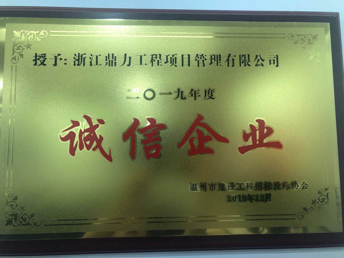 午夜精品射精入后重之免费观看