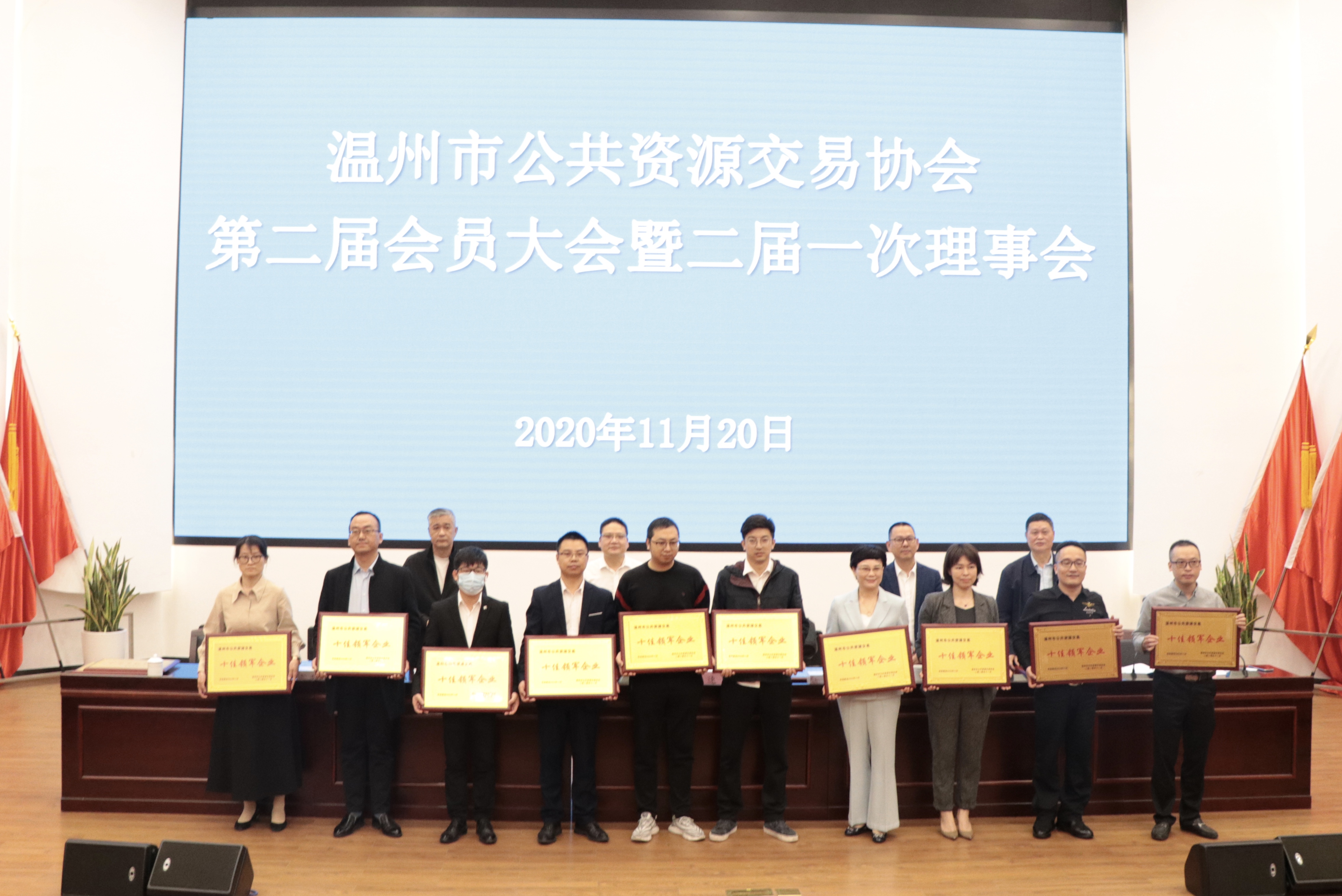 午夜精品射精入后重之免费观看