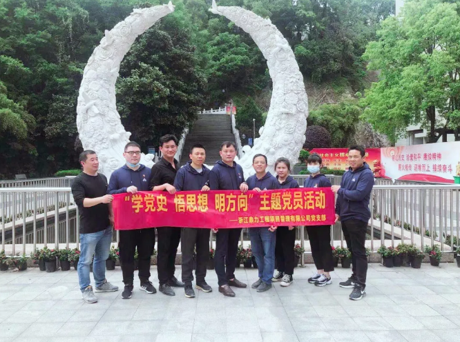 午夜精品射精入后重之免费观看