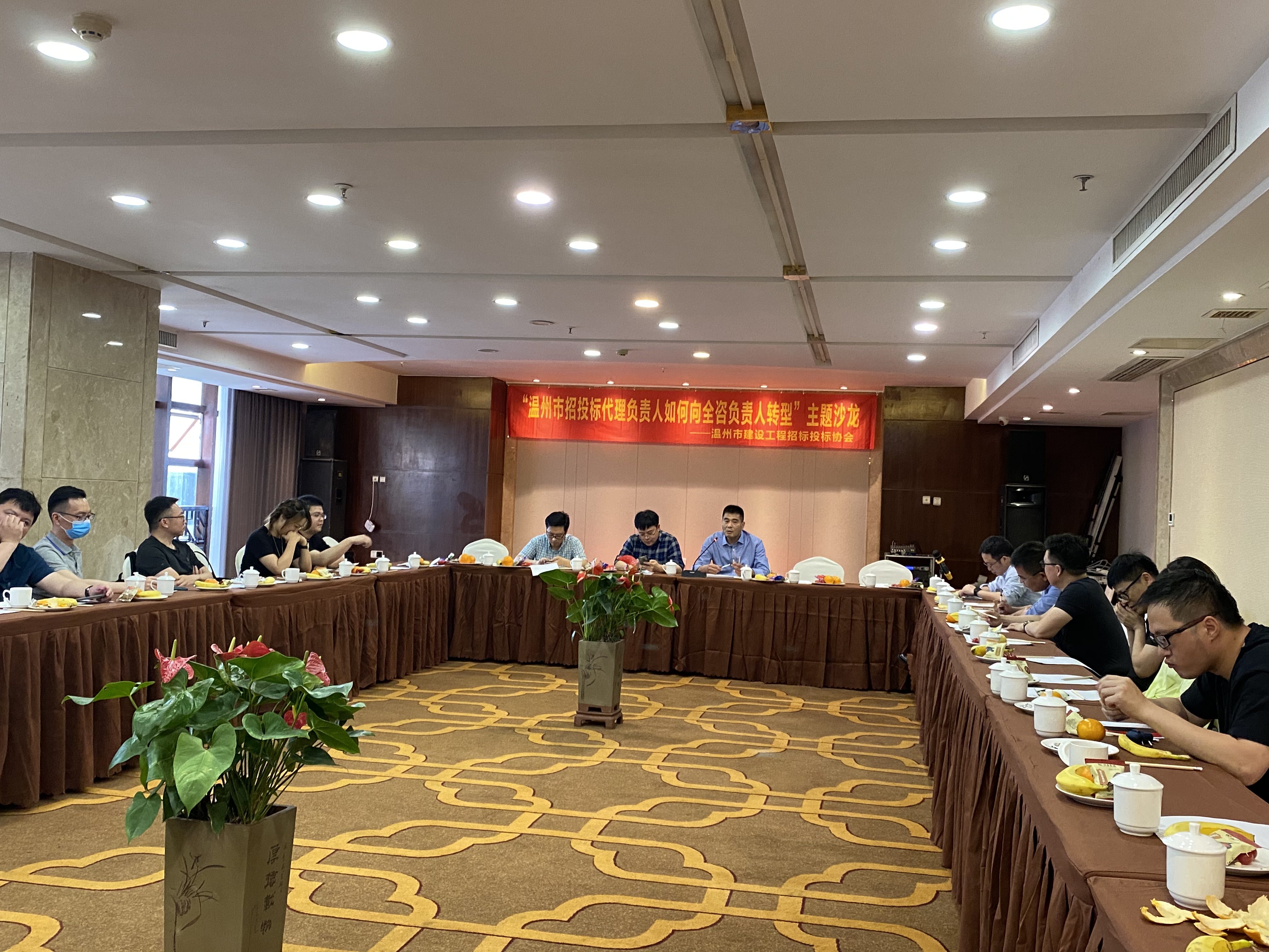 午夜精品射精入后重之免费观看