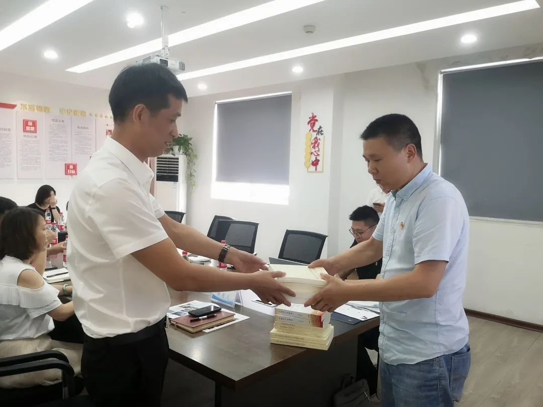 午夜精品射精入后重之免费观看