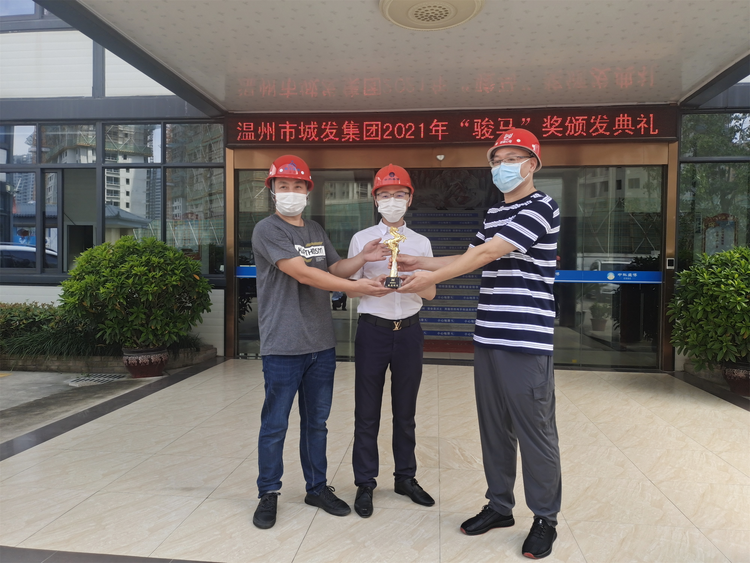 午夜精品射精入后重之免费观看