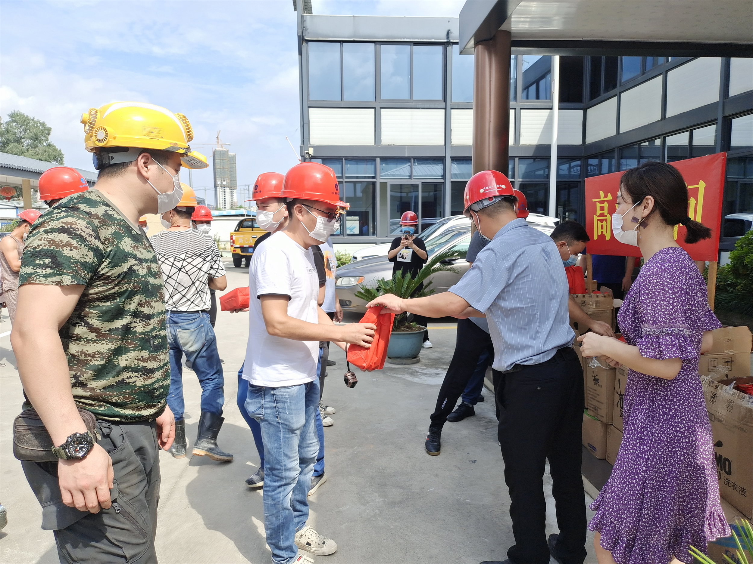 午夜精品射精入后重之免费观看