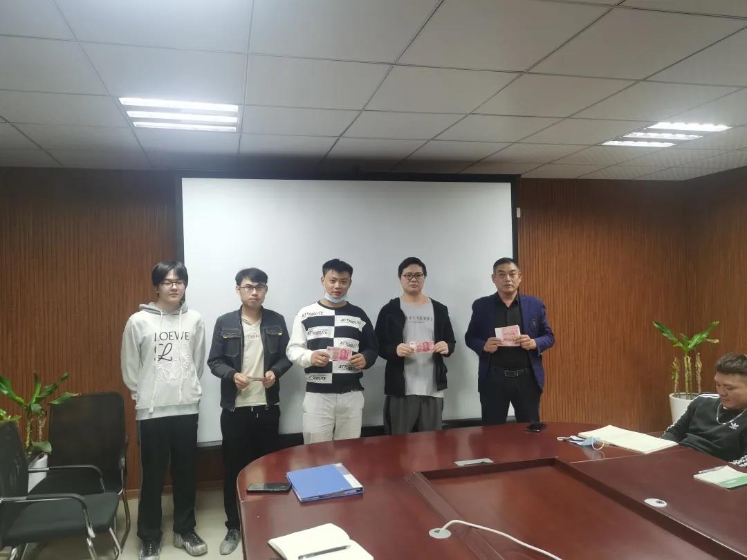 午夜精品射精入后重之免费观看