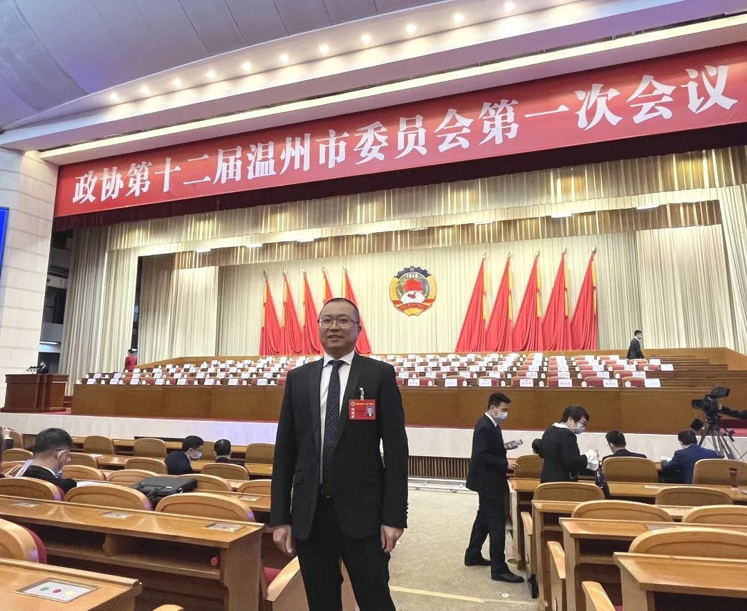 午夜精品射精入后重之免费观看