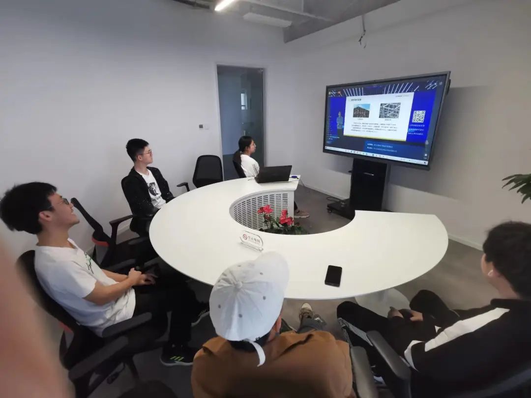 午夜精品射精入后重之免费观看