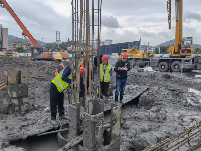 午夜精品射精入后重之免费观看