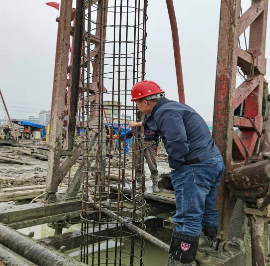 午夜精品射精入后重之免费观看