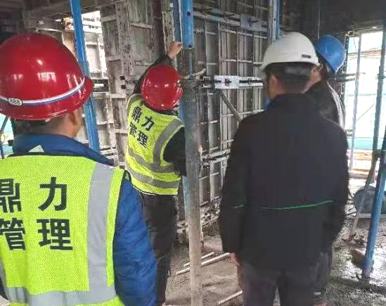 午夜精品射精入后重之免费观看