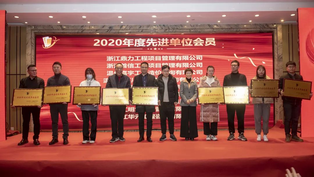 午夜精品射精入后重之免费观看