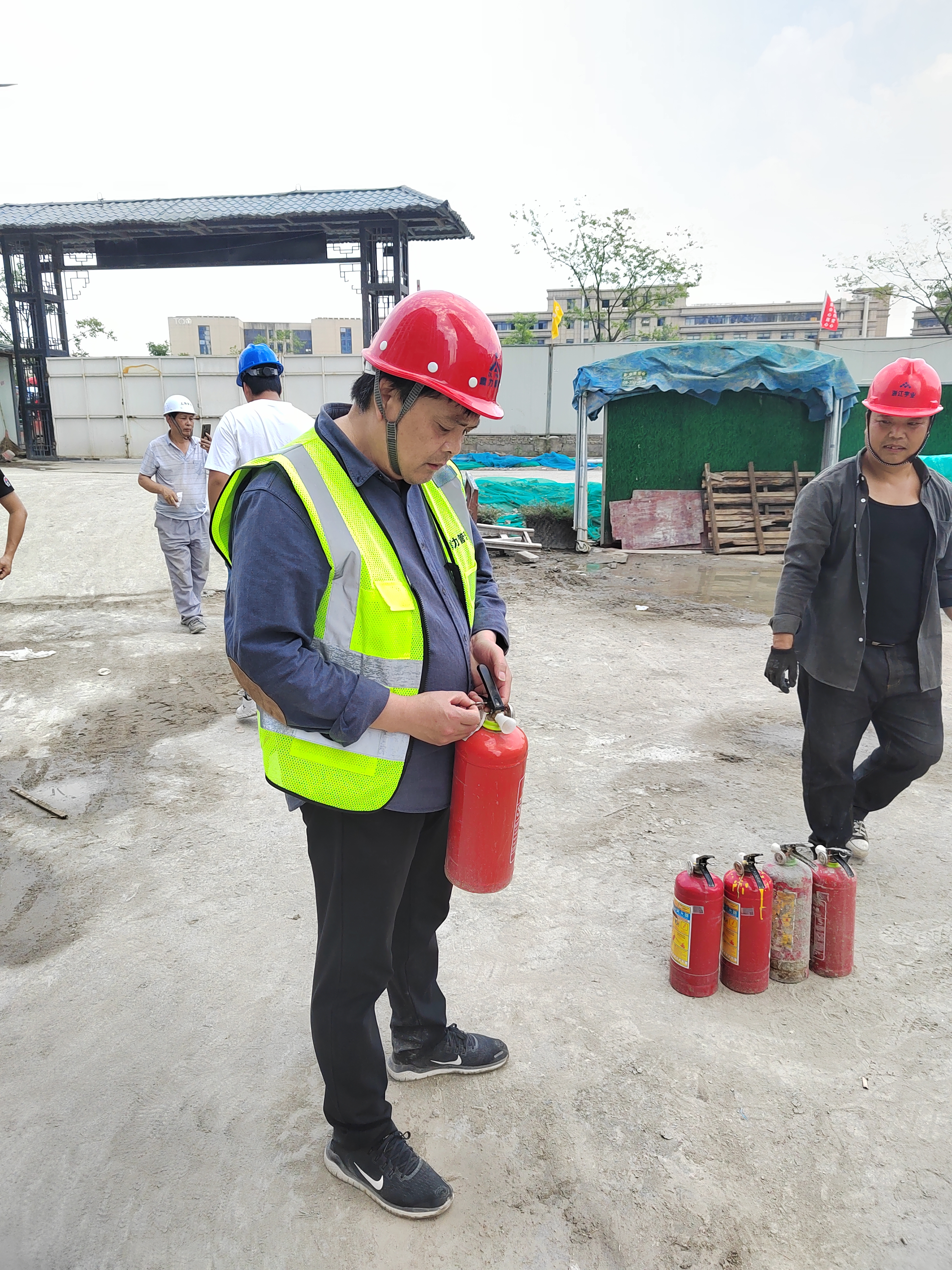 午夜精品射精入后重之免费观看