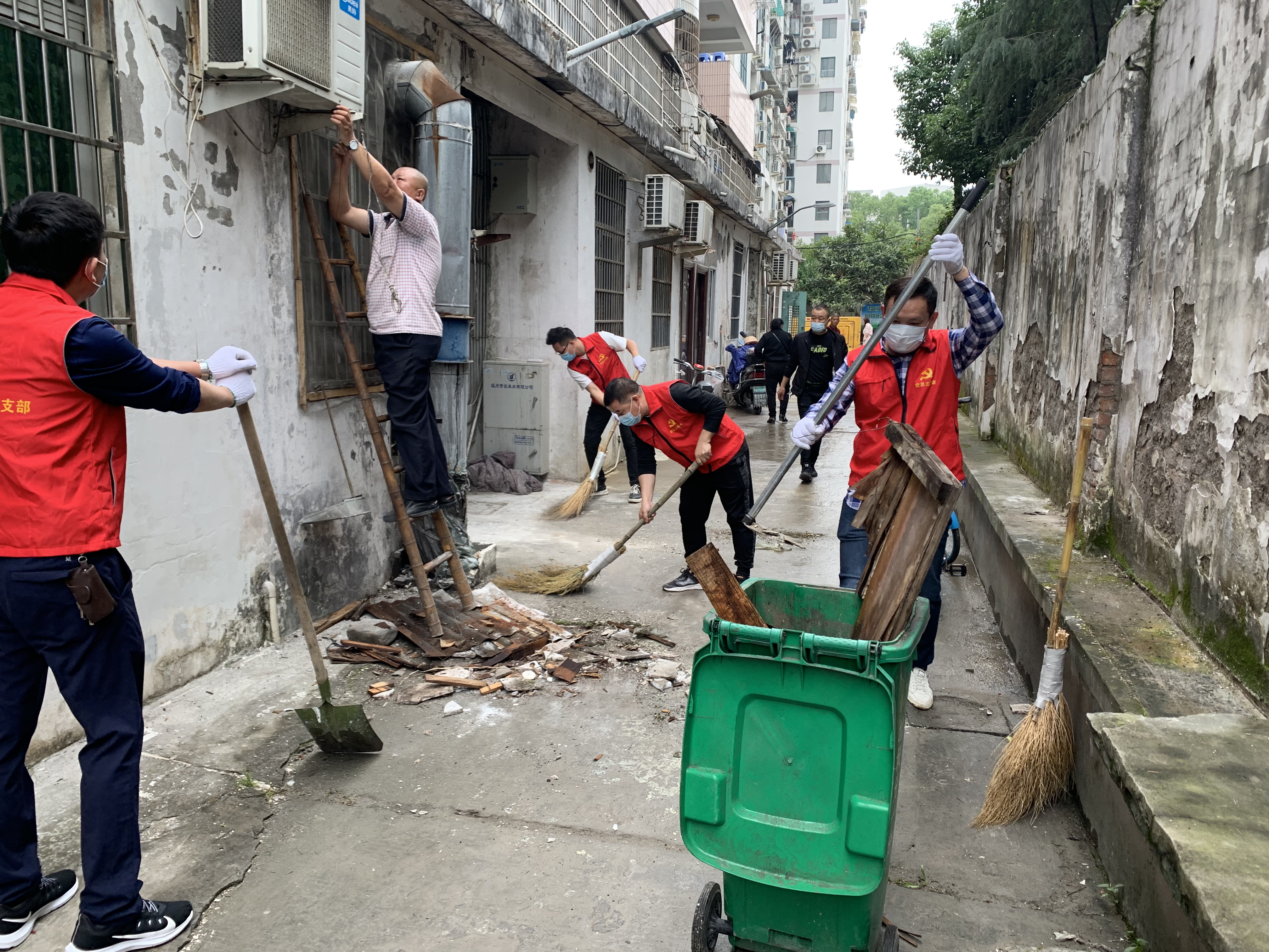 午夜精品射精入后重之免费观看