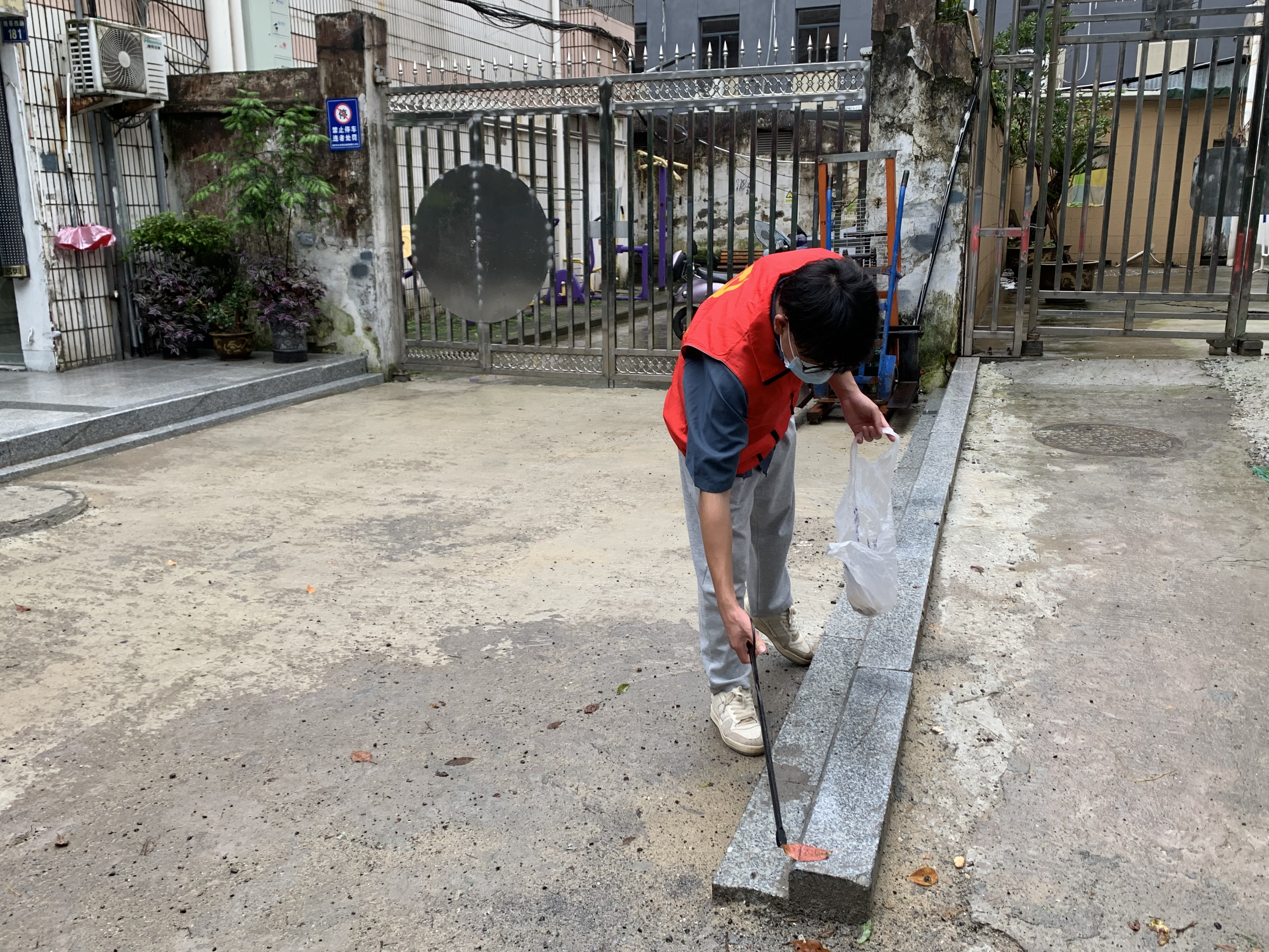 午夜精品射精入后重之免费观看