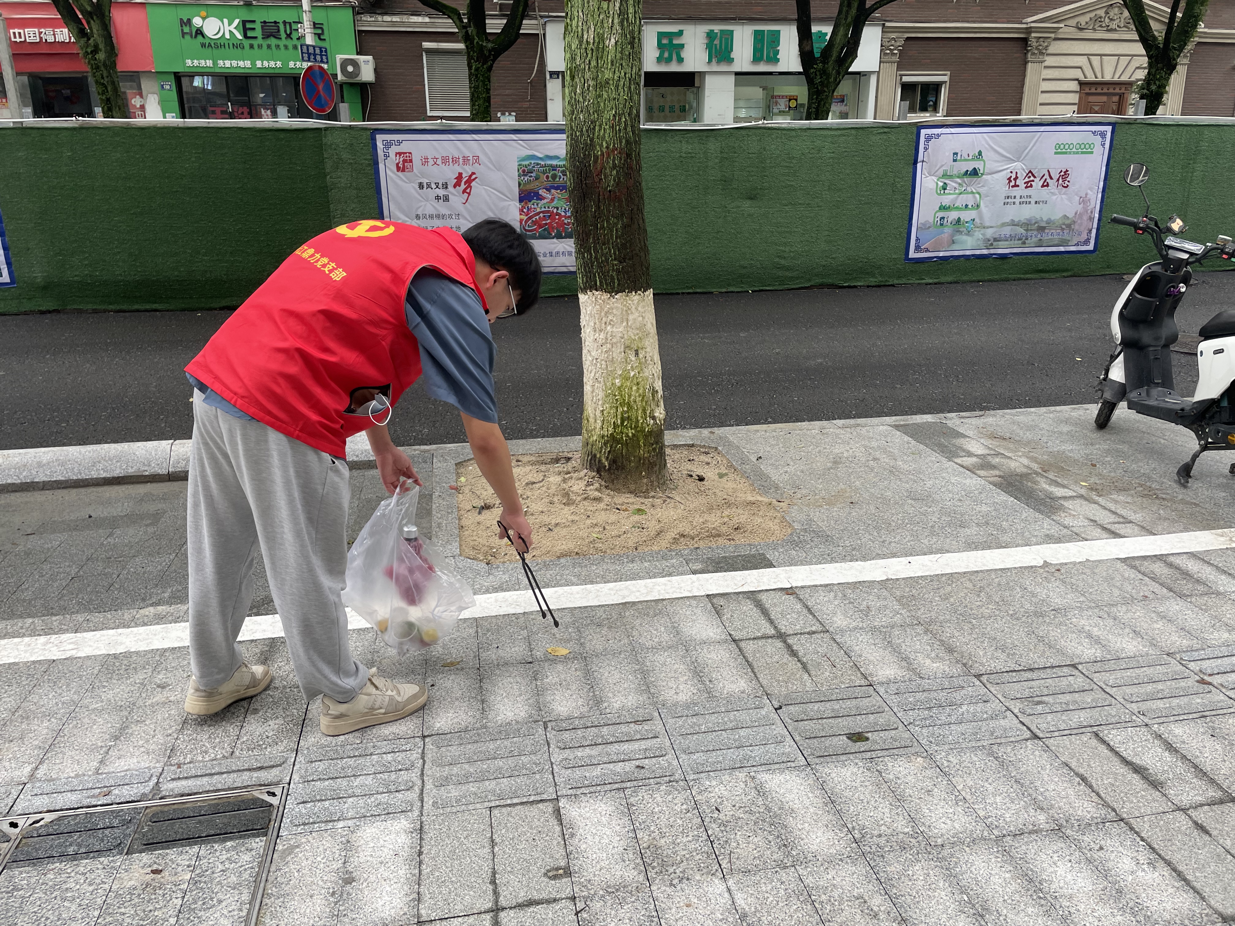 午夜精品射精入后重之免费观看