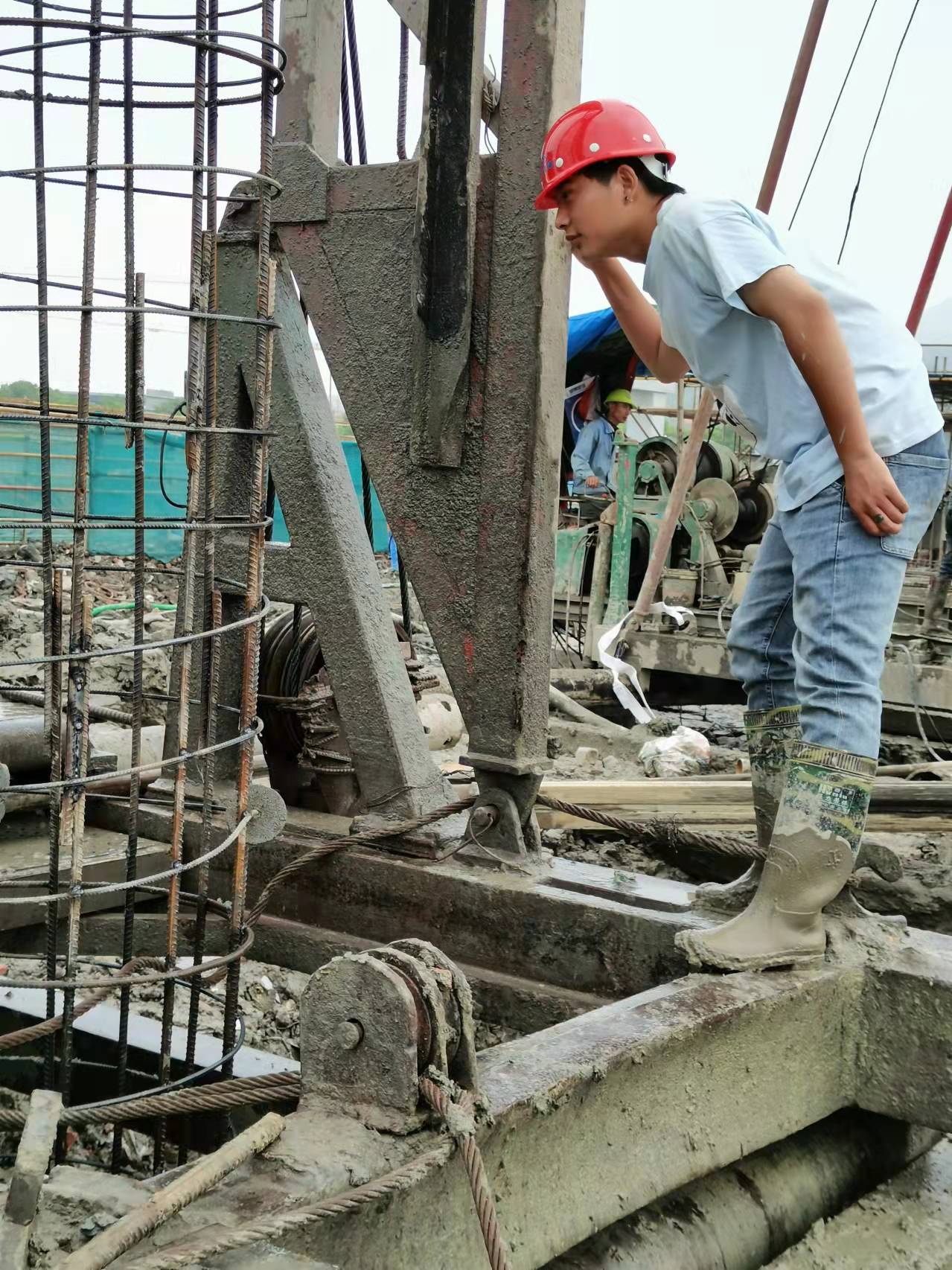 午夜精品射精入后重之免费观看