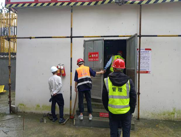 午夜精品射精入后重之免费观看