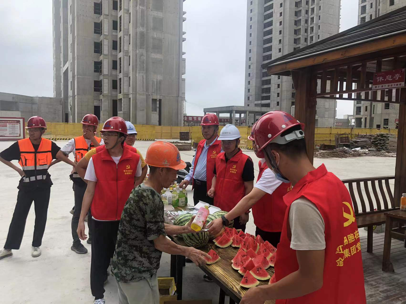 午夜精品射精入后重之免费观看