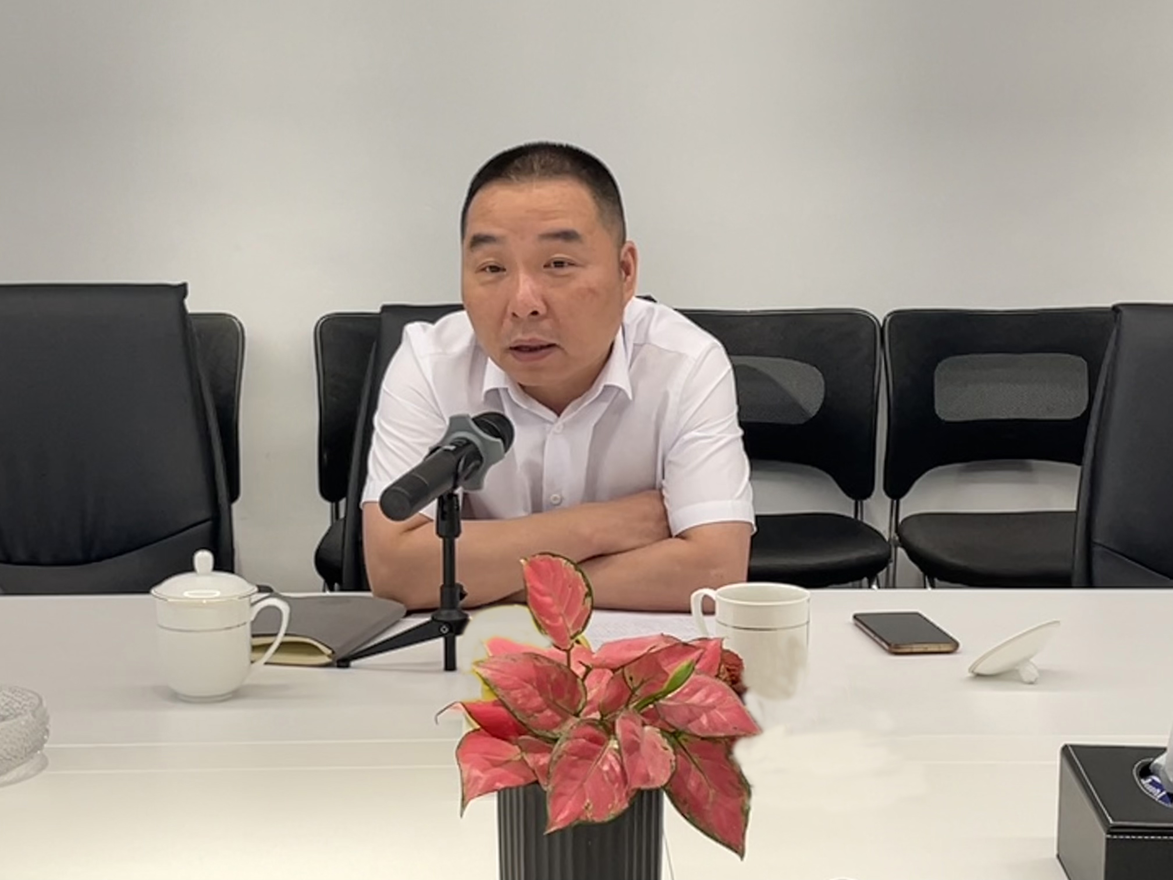 午夜精品射精入后重之免费观看