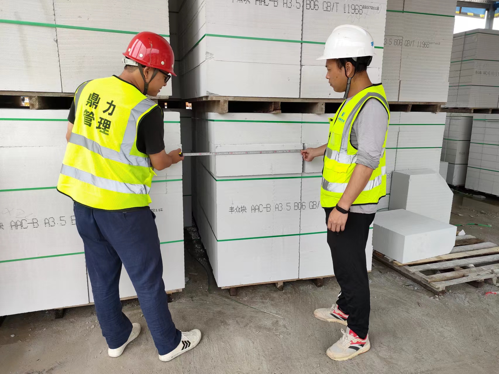 午夜精品射精入后重之免费观看