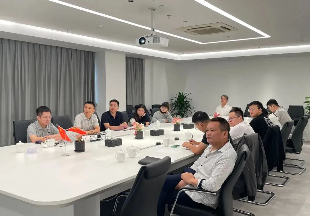 午夜精品射精入后重之免费观看