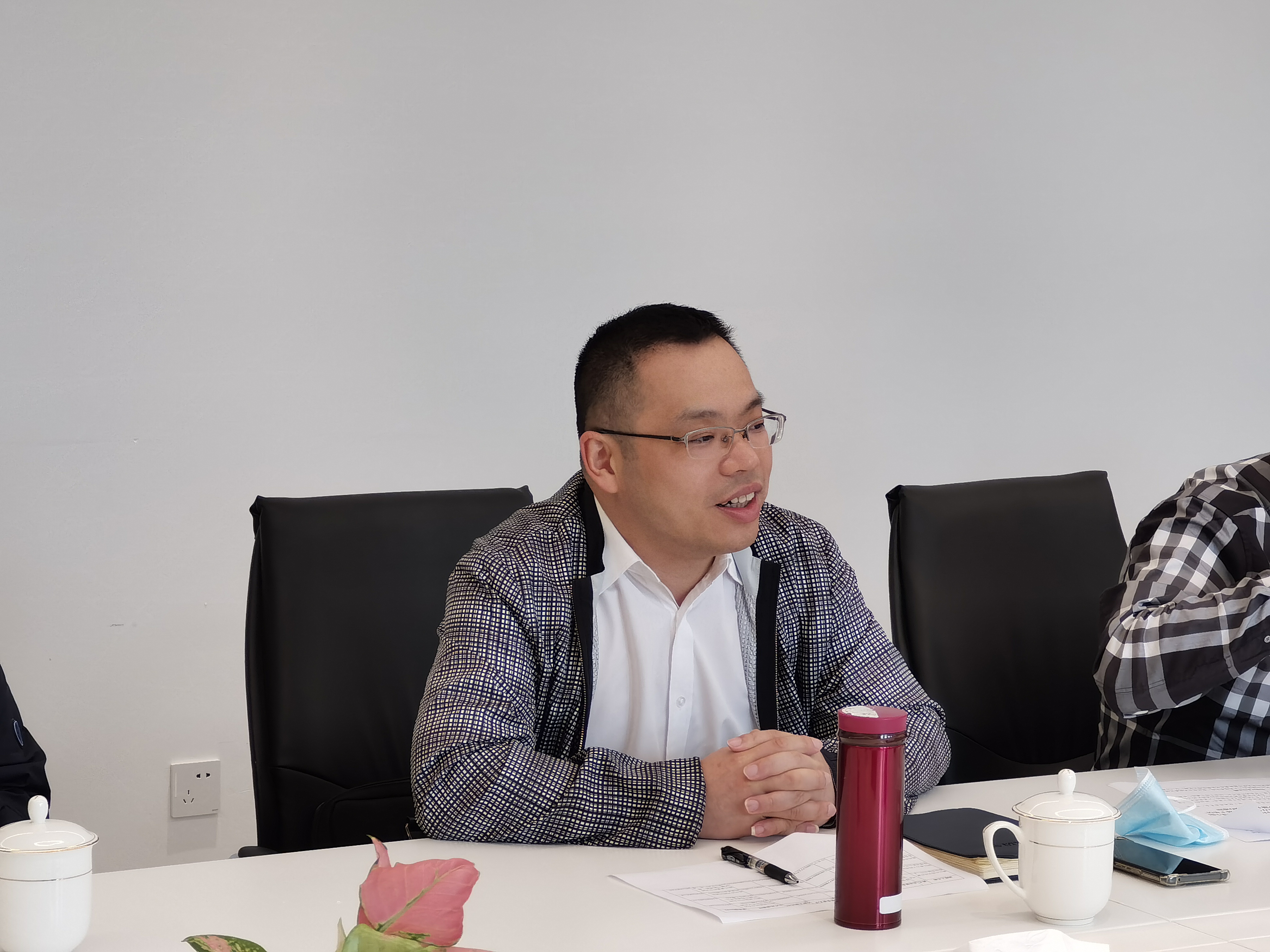 午夜精品射精入后重之免费观看